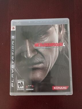Metal Gear Solid 4: Guns of the Patriots - PlayStation 3 Video Game